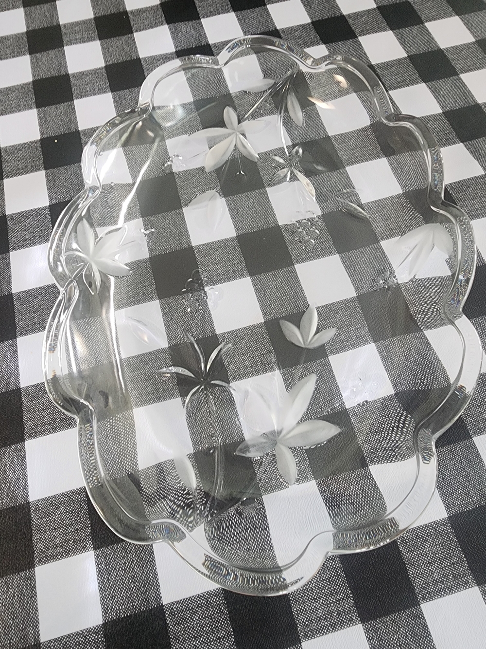 Mikasa Clear Scalloped Floral Glass Serving Platter